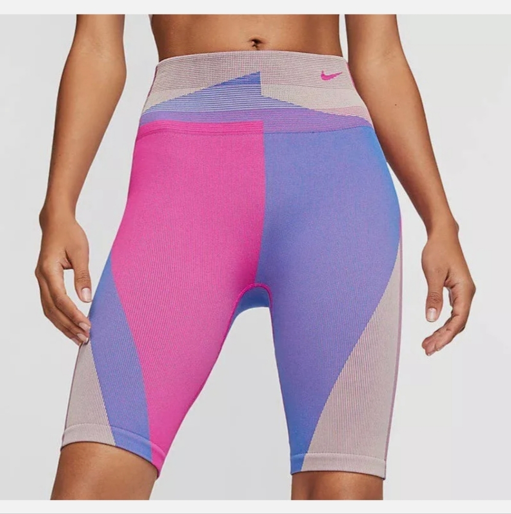 Nike Icon Clash shorts *Size XL* - Picture 4 of 7